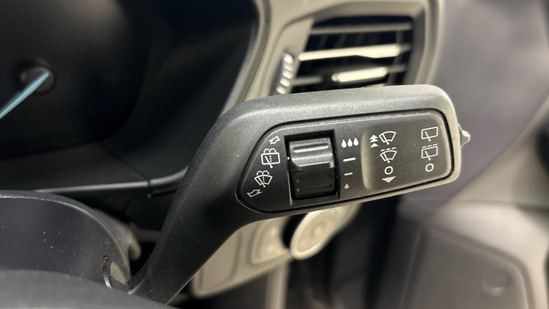 Ford Focus 1.0 EcoBoost Hybrid mHEV 155 ST-Line Edition 5dr Petrol Hatchback